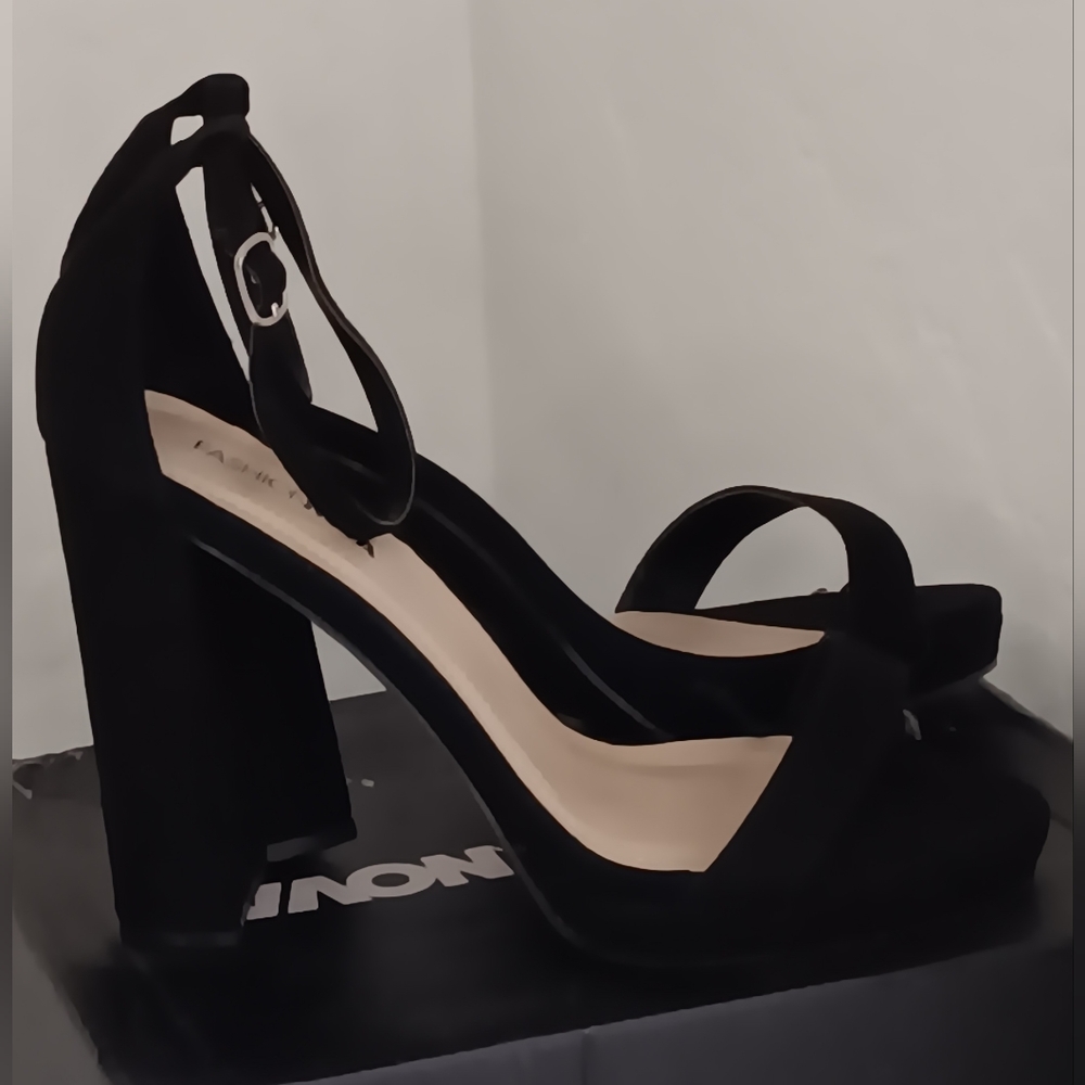 Fashion Nova Black Block Heels